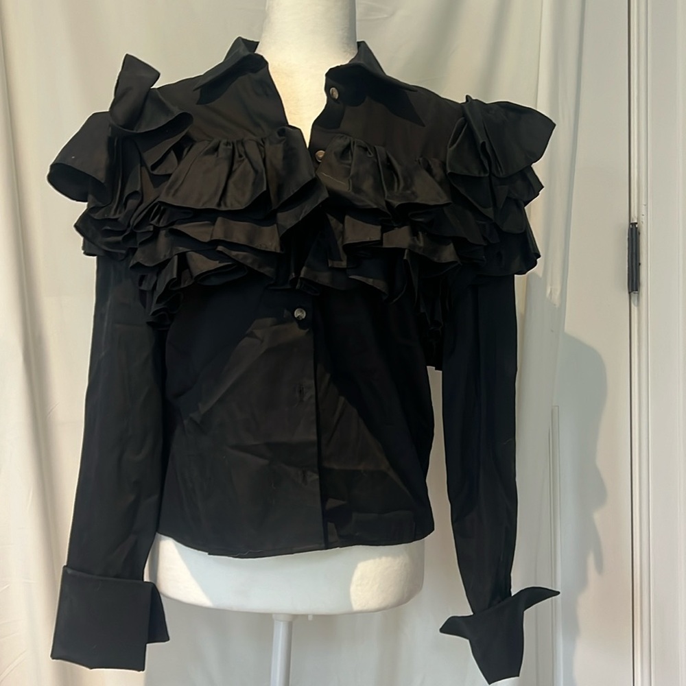 Button down ruffles blouse